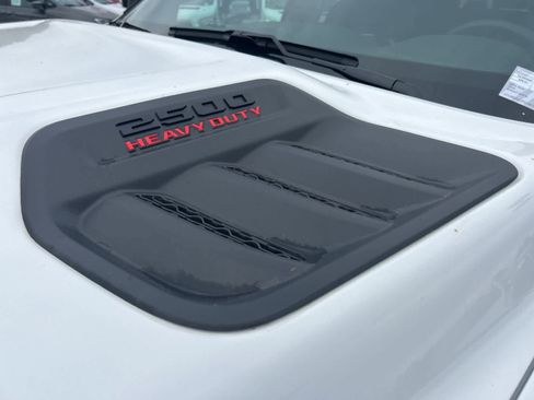 Used 2026 RAM 2500 Laramie w/ Night Edition image 14