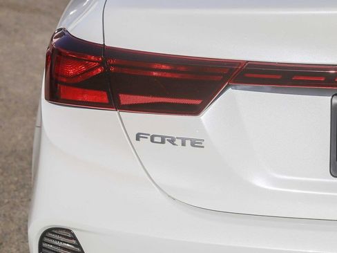 Used 2023 Kia Forte LXS FWD image 9