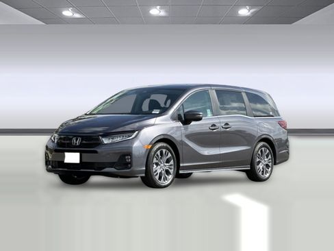 New 2026 Honda Odyssey Touring image 2