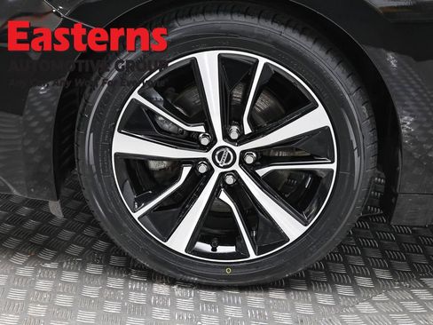 Used 2022 Nissan Maxima SV image 33