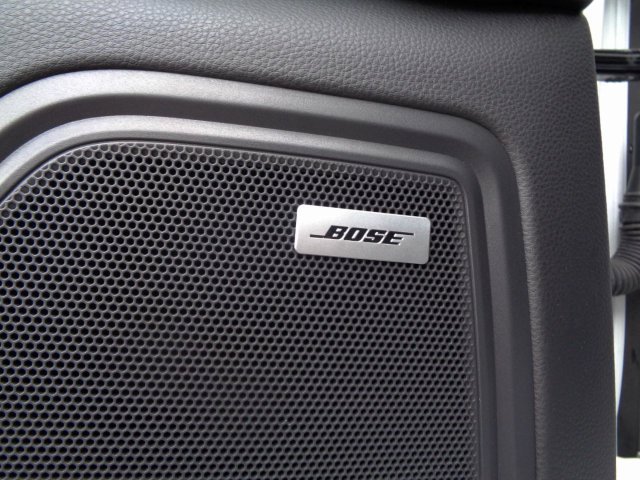 Used 2024 Porsche Macan Turbo AWD/4WD image 15