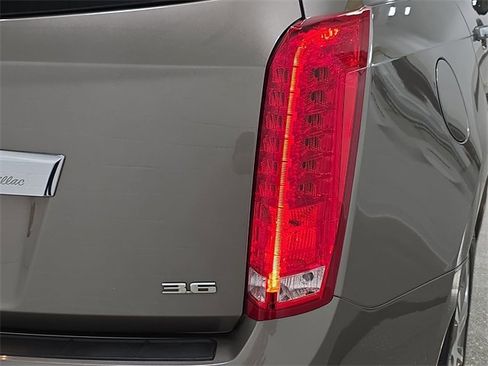 Used 2012 Cadillac SRX Performance image 34