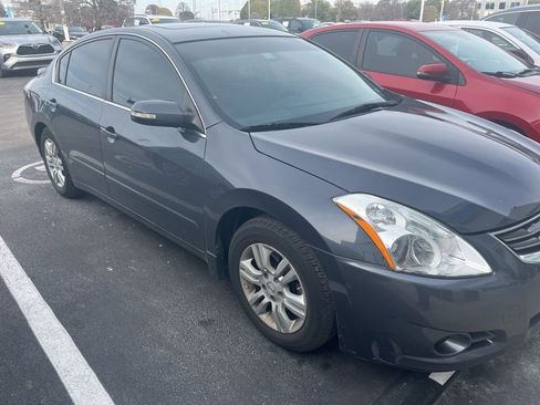 Used 2012 Nissan Altima 2.5 SL w/ Technology Pkg image 3