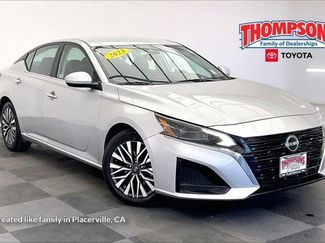 Used 2023 Nissan Altima 2.5 SV FWD video 1