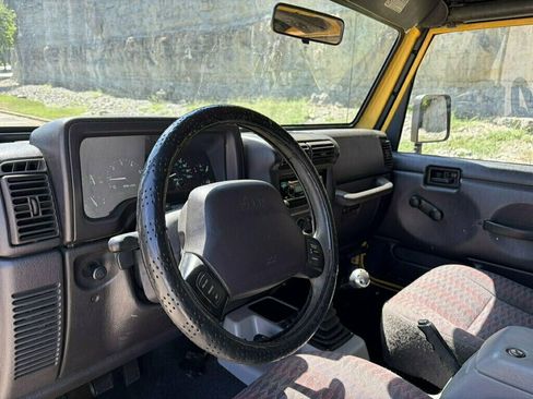 Used 2000 Jeep Wrangler Sport AWD/4WD image 29