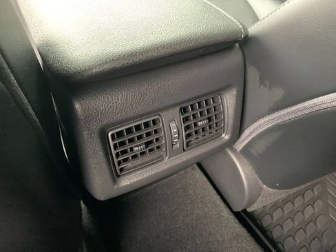 Used 2021 Toyota Camry XSE AWD/4WD image 19