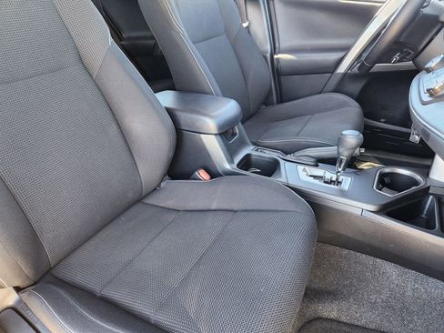 Used 2016 Toyota RAV4 XLE image 13
