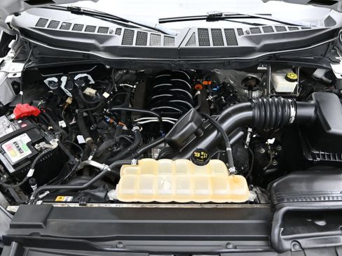 Used 2022 Ford F150 XLT RWD image 8