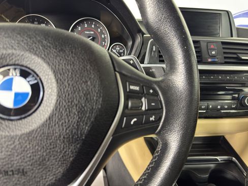 Used 2017 BMW 330e image 21