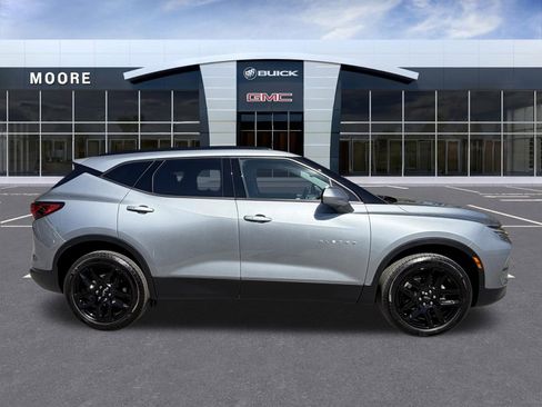 Used 2024 Chevrolet Blazer LT w/ Convenience Package image 2