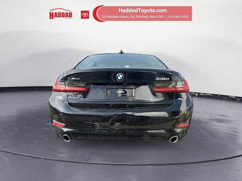 Used 2021 BMW 330i xDrive Sedan w/ Convenience Package image 4