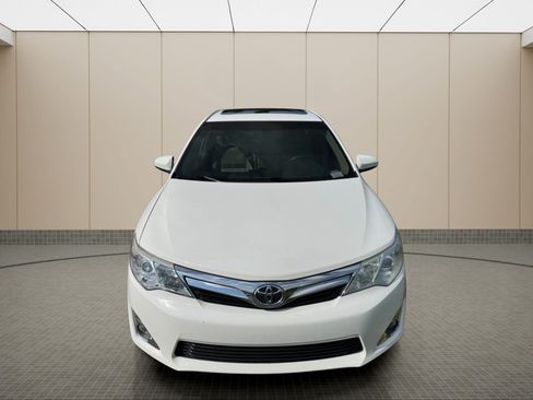 Used 2013 Toyota Camry XLE FWD image 6