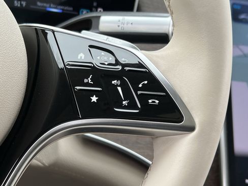 Certified 2022 Mercedes-Benz EQS 450+ Sedan image 29