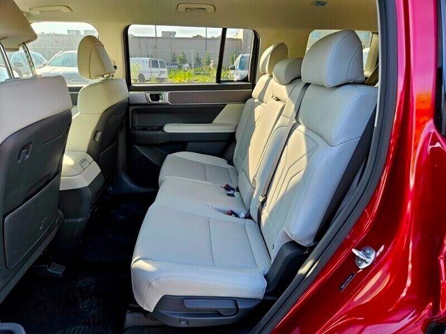 Certified 2026 Hyundai Santa Fe SEL FWD image 7