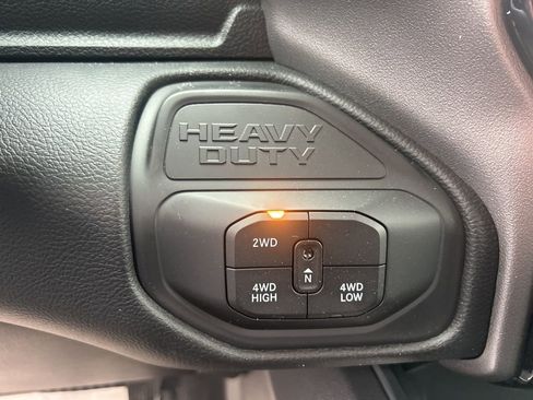 New 2026 RAM 2500 Laramie AWD/4WD image 25