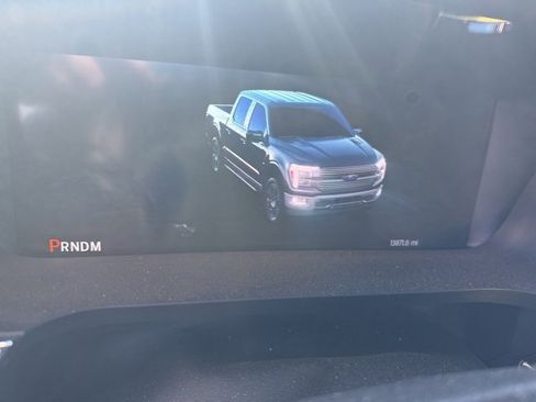 Used 2024 Ford F150 Lariat w/ FX4 Off-Road Package image 7