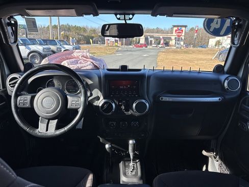 Used 2014 Jeep Wrangler Unlimited Sahara w/ Connectivity Group image 34