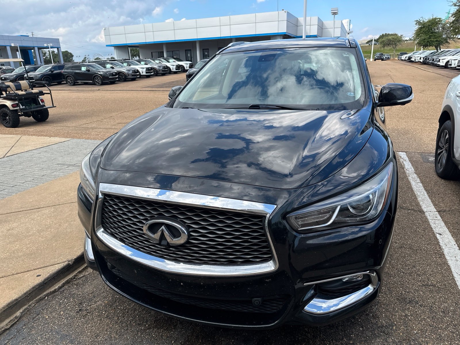 Used 2017 INFINITI QX60 FWD w/ Premium Plus Package image 2