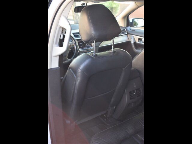 Used 2013 Lincoln MKX AWD image 19