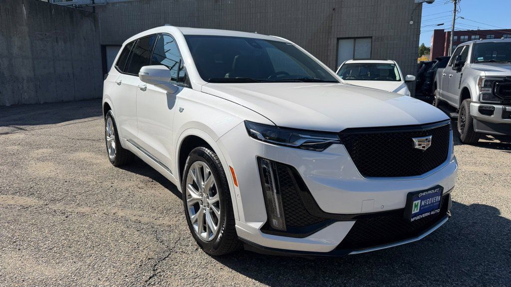 Used 2020 Cadillac XT6 Sport AWD/4WD image 9