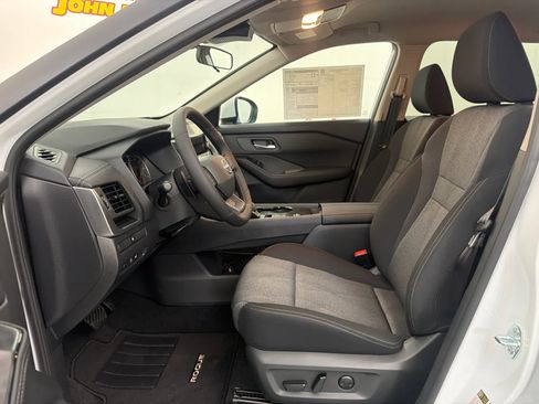New 2026 Nissan Rogue SV FWD image 14