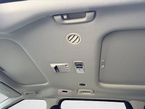 Used 2024 Kia Carnival SX Prestige FWD image 18