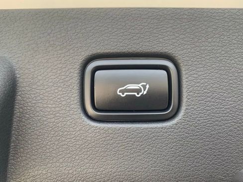 Used 2023 Kia Sportage X-Line w/ X-Line Premium Package AWD/4WD image 5