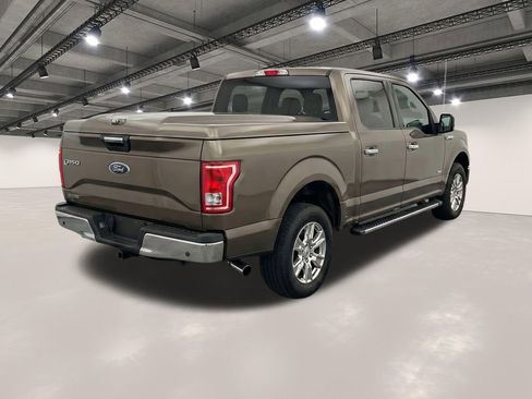 Used 2017 Ford F150 XLT w/ Equipment Group 301A Mid RWD image 4