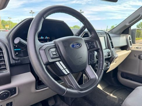 Used 2019 Ford F150 XLT w/ Equipment Group 302A Luxury AWD/4WD image 8