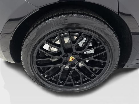 Used 2020 Porsche Macan Turbo AWD/4WD image 86