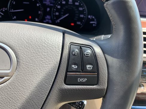 Used 2013 Lexus LS 460 AWD w/ Comfort Pkg image 20