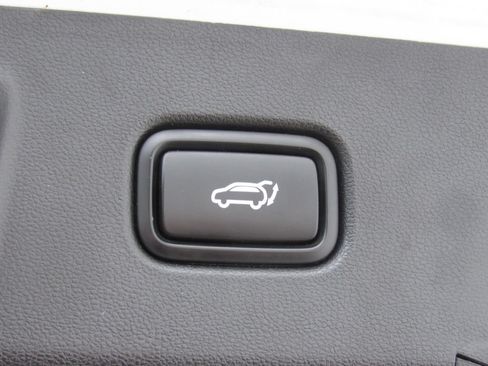 Used 2022 Hyundai Tucson Limited AWD/4WD image 23
