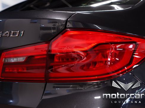 Used 2019 BMW 540i w/ M Sport Package RWD image 19