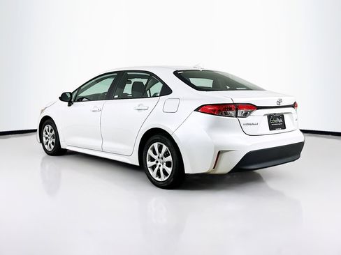 Used 2025 Toyota Corolla LE image 5