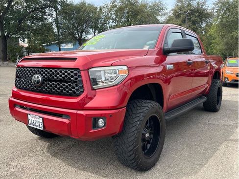 Used 2019 Toyota Tundra Platinum AWD/4WD image 3