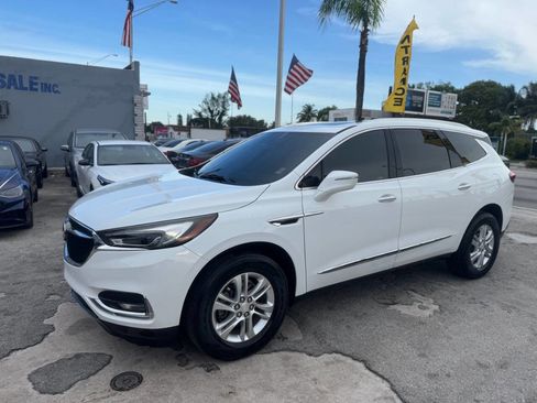 Used 2018 Buick Enclave Essence w/ Trailering Package image 4
