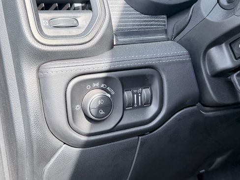 Used 2020 RAM 2500 Limited AWD/4WD image 13