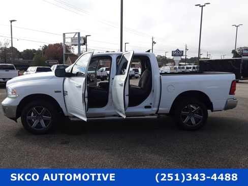 Used 2019 RAM 1500 Big Horn image 30