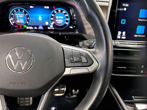 Used 2024 Volkswagen Atlas SEL Premium R-Line AWD/4WD image 15