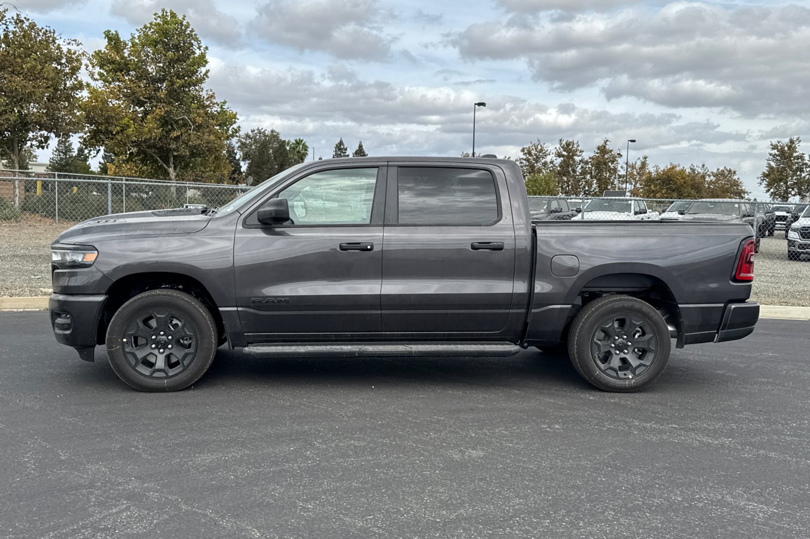 New 2026 RAM 1500 Express AWD/4WD image 6