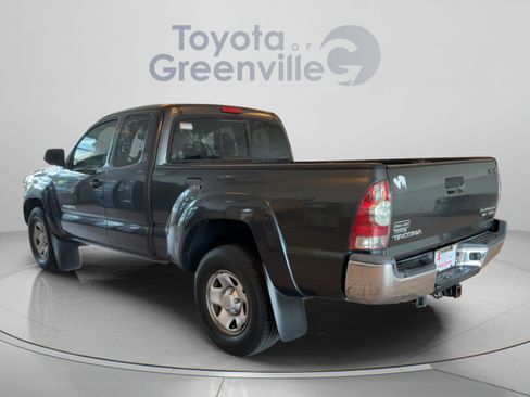 Used 2012 Toyota Tacoma PreRunner w/ SR5 Pkg RWD image 4