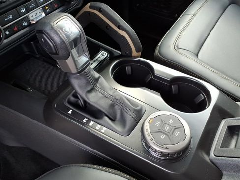 New 2026 Ford Bronco Badlands AWD/4WD image 20