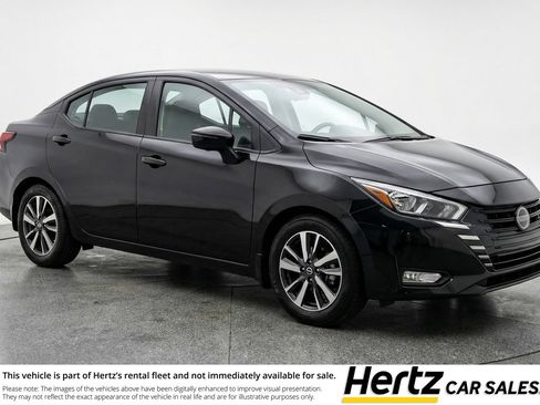 Used 2025 Nissan Versa SV image 1