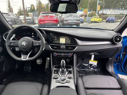 New 2025 Alfa Romeo Giulia image 11
