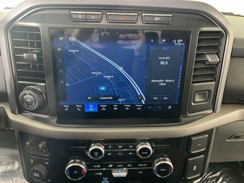 Used 2024 Ford F150 XLT AWD/4WD image 15