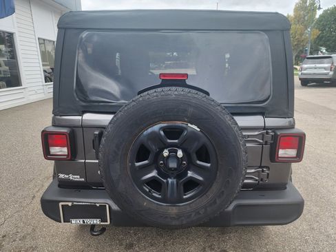 Used 2023 Jeep Wrangler Sport image 6