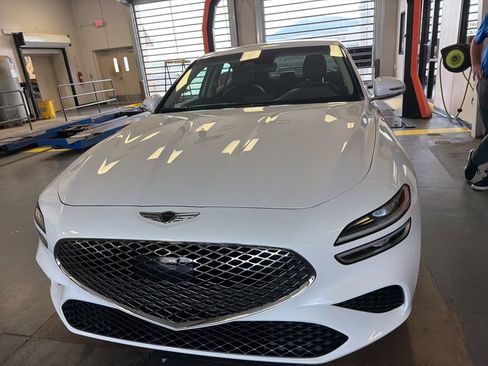 Used 2024 Genesis G70 2.5T AWD/4WD image 3