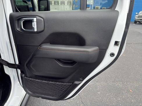 Used 2021 Jeep Wrangler Unlimited Rubicon image 26