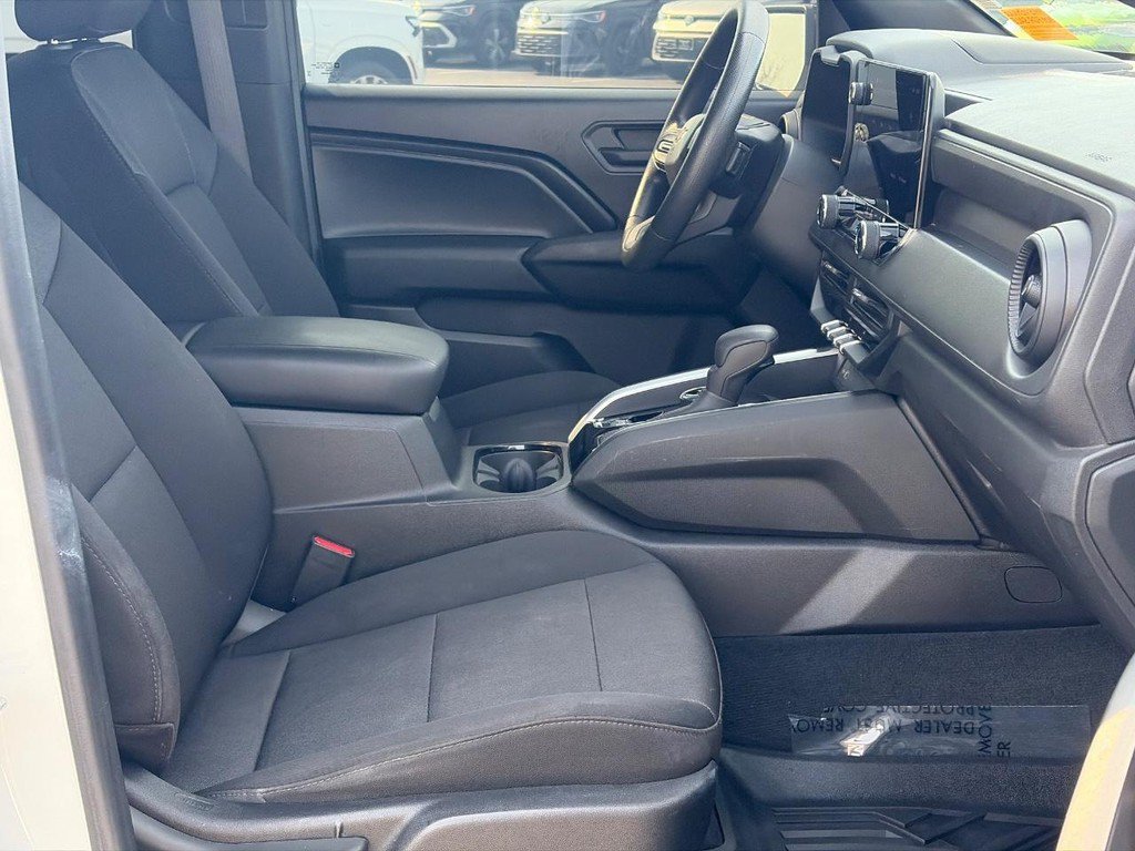 Used 2023 Chevrolet Colorado Trail Boss w/ LPO, Dark Essentials Package AWD/4WD image 18