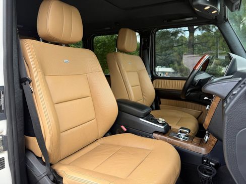 Used 2015 Mercedes-Benz G 63 AMG 4MATIC image 37